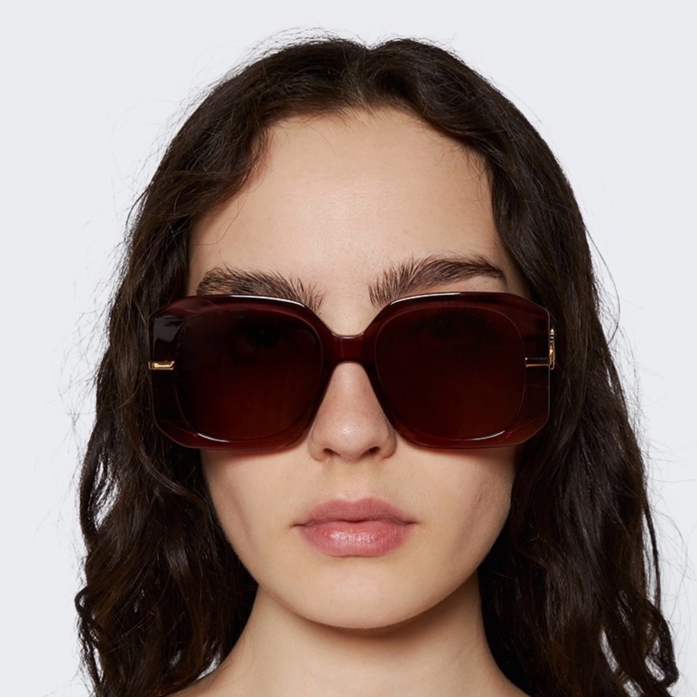 Fendi Fendigraphy Burgundy Square Sunglasses